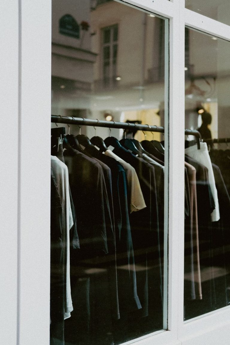 Etiqueta da roupa: símbolos que importam — guia prático de cuidados